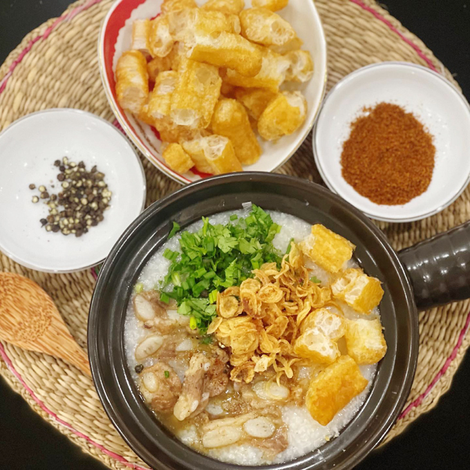 thịt lợn thảo quế